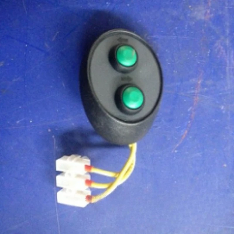 XMR083 Road Roller Walking Handle 860132482 Steering Button Cheng Machinery Original Parts
XMR083 Road Roller Walking Handle 860132482 Steering Button Cheng Machinery Original Parts