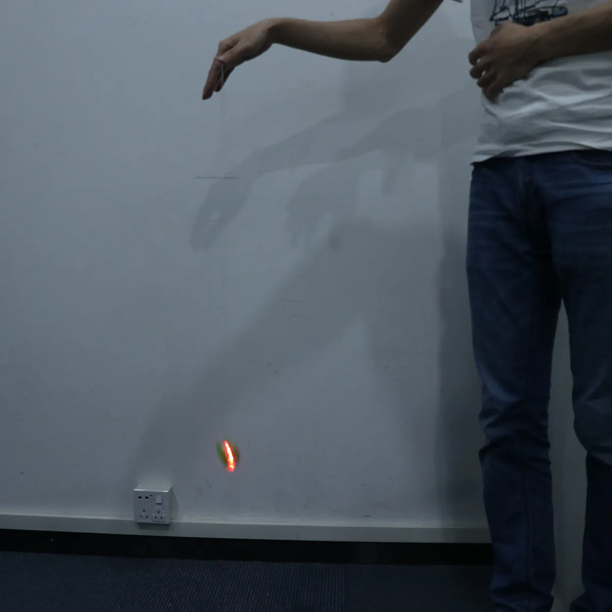 5 шт. светящихся пластиковых йо-йо с LED-подсветкой на шнурке для развития зрительно-моторной координации у детей, для начинающих, трюковое йо-йо
5 шт. светящихся пластиковых йо-йо с LED-подсветкой на шнурке для развития зрительно-моторной координации у детей, для начинающих, трюковое йо-йо