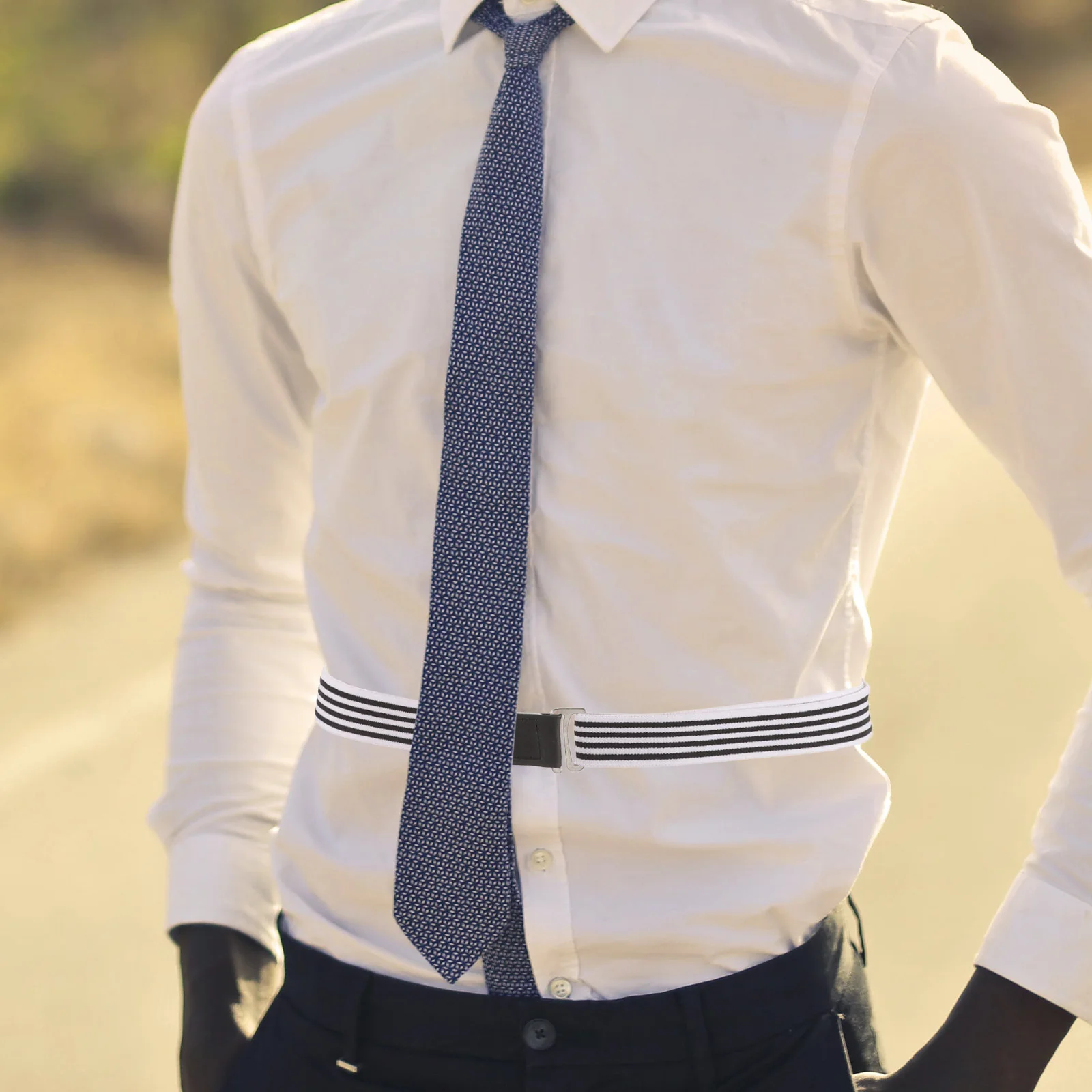 Adjustable Shirt Stay Belt Black White Stripes Non Slip Design Fashionable Versatile Suitable Skirts Soft Fabric Sturdy Metal
Adjustable Shirt Stay Belt Black White Stripes Non Slip Design Fashionable Versatile Suitable Skirts Soft Fabric Sturdy Metal