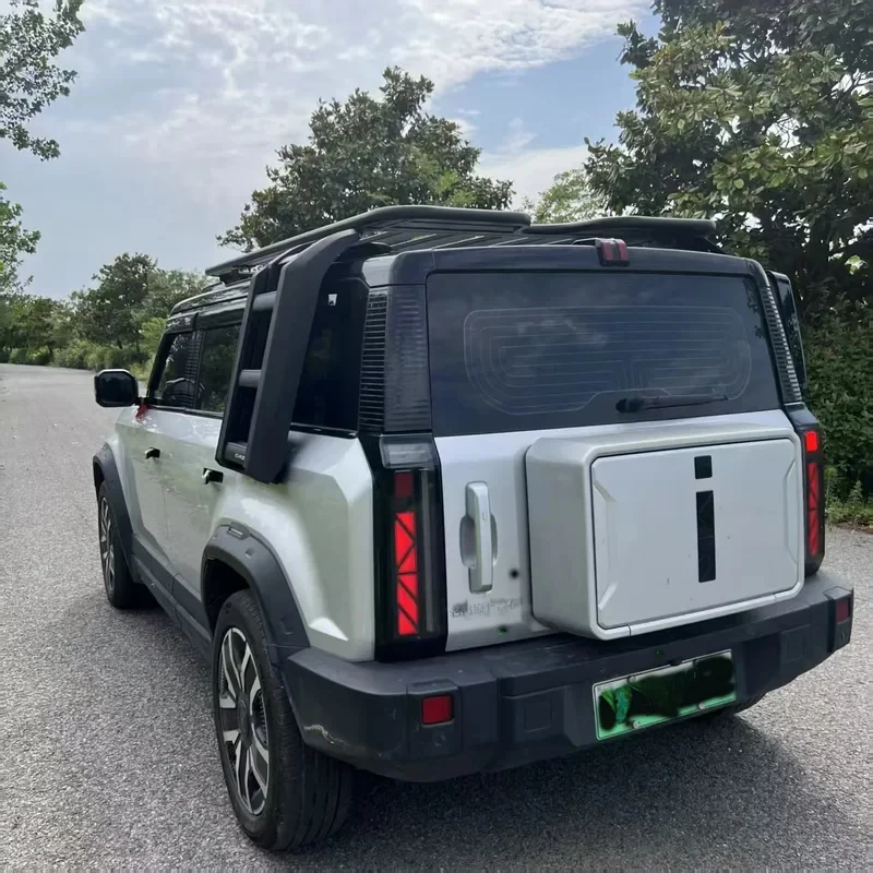 Sturdy Chery ICar 03 Exterior Modification Auto Parts Kit Roof Climbing Ladder Side box with Lage Roof Rack Car Accessories
Sturdy Chery ICar 03 Exterior Modification Auto Parts Kit Roof Climbing Ladder Side box with Lage Roof Rack Car Accessories