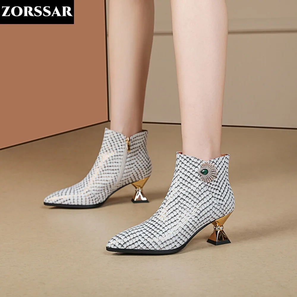 Big Size 43 Sheepskin High Heels Ankle Boots Women NightClub Dinner Shoes Fashion Printing Pointy Toe Shoes Winter Women Shoes
Big Size 43 Sheepskin High Heels Ankle Boots Women NightClub Dinner Shoes Fashion Printing Pointy Toe Shoes Winter Women Shoes