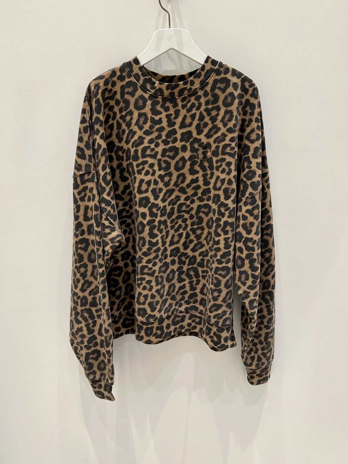 Slimming Effectiveness Loose Fit round Neck Leopard Print Sweatshirt Comfortable Cotton Casual Women's Streetwear
Slimming Effectiveness Loose Fit round Neck Leopard Print Sweatshirt Comfortable Cotton Casual Women's Streetwear