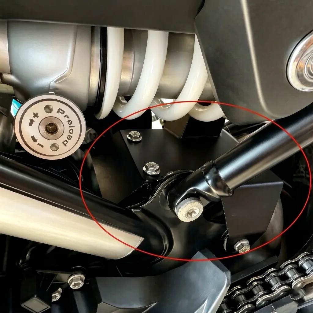 For CFMOTO 800MT 800MT-X 800MTX 2024 2025 2026 Motorcycle Accessories Rear SHOCK HEAT SHIELD Exhaust Pipe Guard Protection Cover
For CFMOTO 800MT 800MT-X 800MTX 2024 2025 2026 Motorcycle Accessories Rear SHOCK HEAT SHIELD Exhaust Pipe Guard Protection Cover