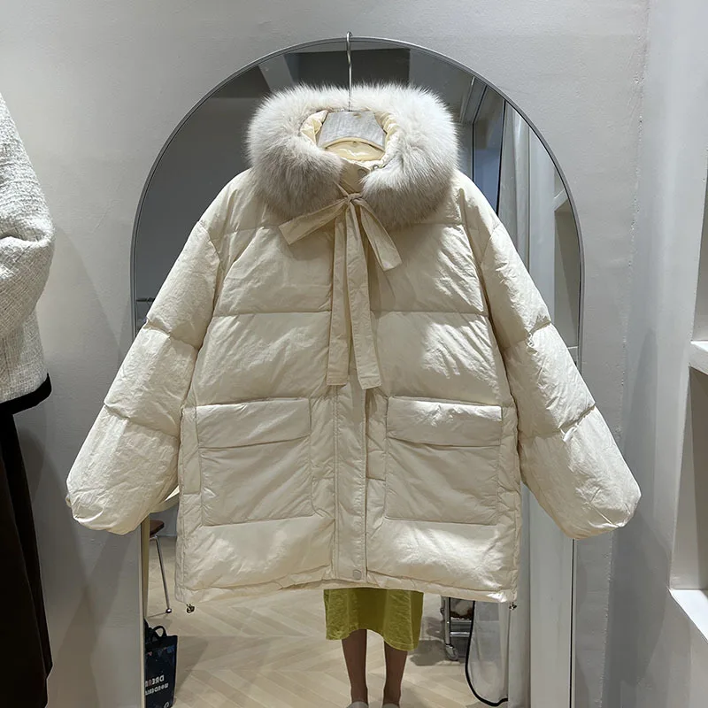 2023 Fashion Autumn Winter Real Fox Fur Coat Women Natural White Duck Feather Down Jacket Luxury Outerwear Loose Streetwear
2023 Fashion Autumn Winter Real Fox Fur Coat Women Natural White Duck Feather Down Jacket Luxury Outerwear Loose Streetwear
