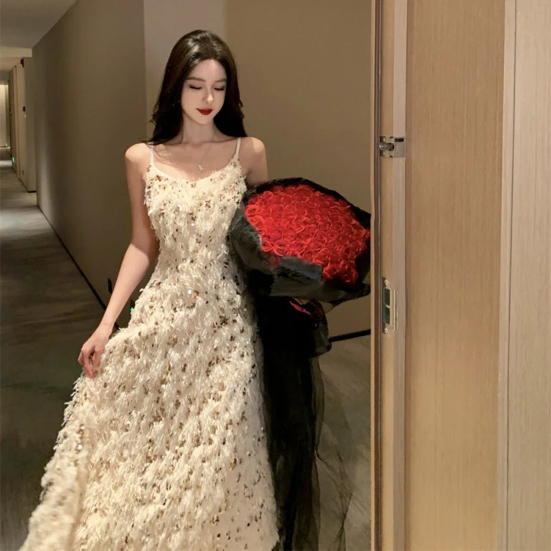 Spaghetti Strap Long Dresses Ankle-length Embroidery Fairy Dress Autumn and Winter New Elegant and Pretty Women's Dresses
Spaghetti Strap Long Dresses Ankle-length Embroidery Fairy Dress Autumn and Winter New Elegant and Pretty Women's Dresses