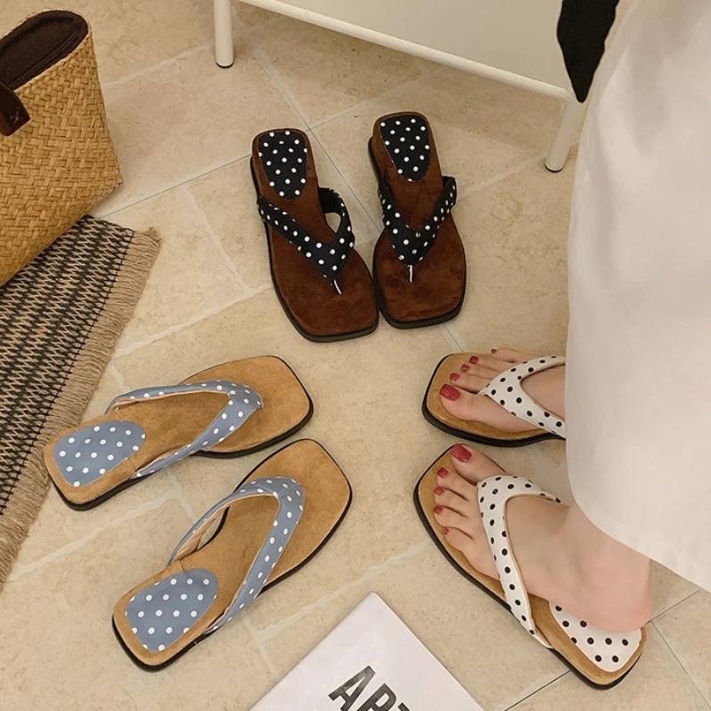 Summer Women Thick Bottom Polka Dot Slippers Concise Height Increase Shoes Non-slip Walking Beach Vacation Flip-Flops Slides
Summer Women Thick Bottom Polka Dot Slippers Concise Height Increase Shoes Non-slip Walking Beach Vacation Flip-Flops Slides