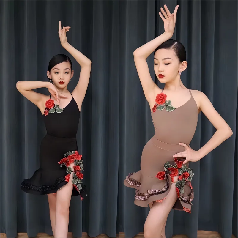 Индивидуальный женский костюм для латинских танцев для взрослых и девочек, расшитое розовое профессиональное платье для соревнований, комплект с юбкой с бахромой
Индивидуальный женский костюм для латинских танцев для взрослых и девочек, расшитое розовое профессиональное платье для соревнований, комплект с юбкой с бахромой