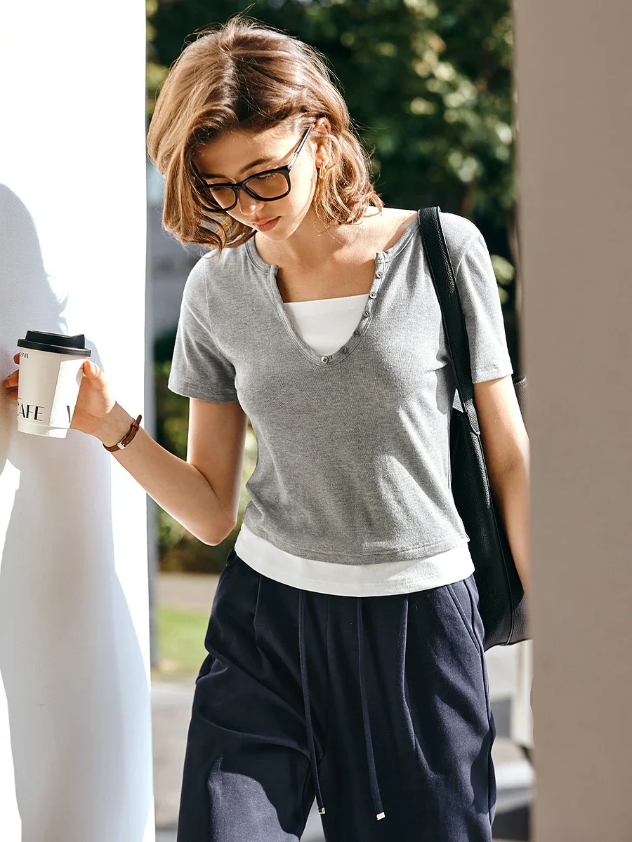 OLrain Women T-shirt 2025 Summer Fashion Style Fake Two-piece Tees Front Shoulder Design Simple Casual Slim Thin Tops O57XT96558
OLrain Women T-shirt 2025 Summer Fashion Style Fake Two-piece Tees Front Shoulder Design Simple Casual Slim Thin Tops O57XT96558