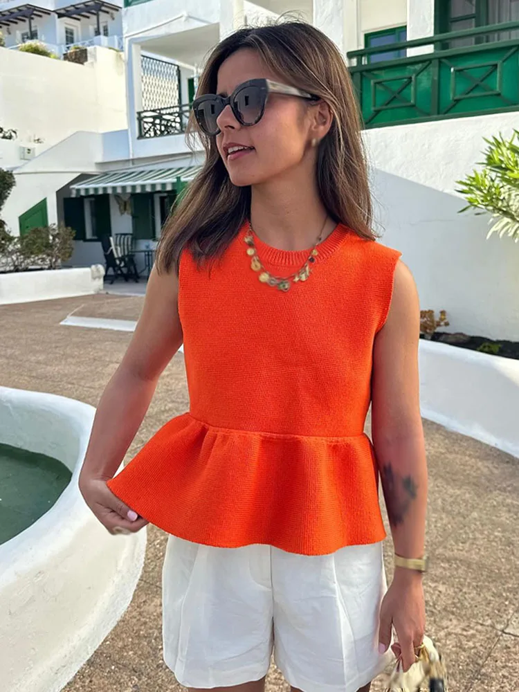 TRAFZA Women Fashion Nine-point Short Skirt Style Hem O-Neck Tops Pullover Vest Spring Female Sleeveless Knitted Sweater Tops
TRAFZA Women Fashion Nine-point Short Skirt Style Hem O-Neck Tops Pullover Vest Spring Female Sleeveless Knitted Sweater Tops