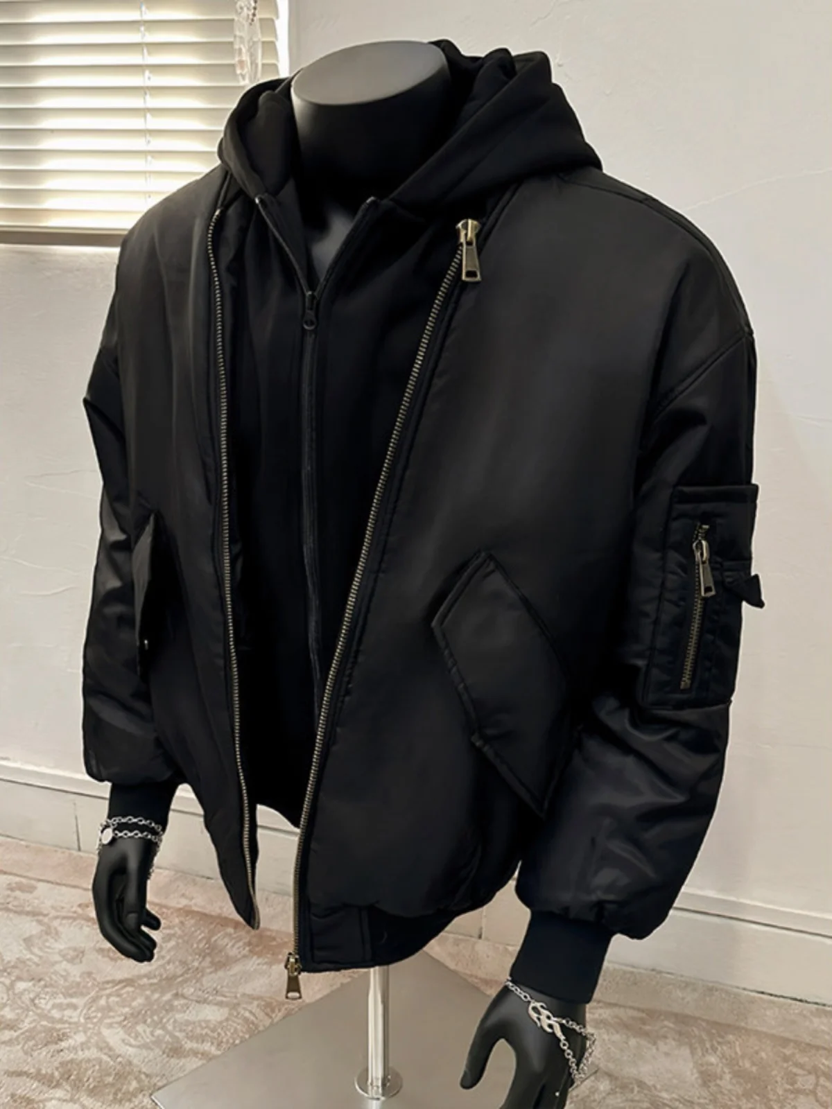 American Sle Cotton Flight Jaet Men's Winter ort Bomber Coat with Hood Poly Fiber Long Sve Warmth Youth Faion
American Sle Cotton Flight Jaet Men's Winter ort Bomber Coat with Hood Poly Fiber Long Sve Warmth Youth Faion