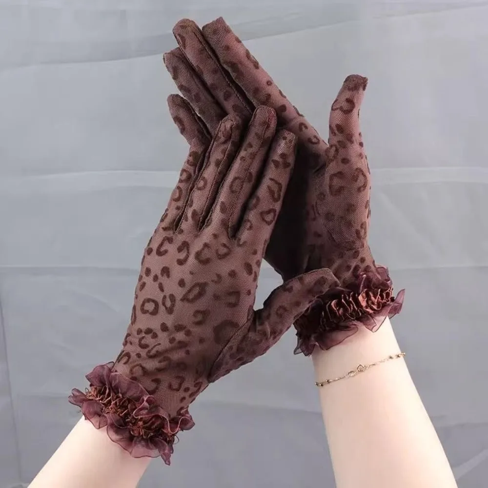 Leopard Print Women's Summer Gloves Sun Protection Thin Lace Gloves Breathable 5 Fingers Party Gloves Spring Summer Outdoor
Leopard Print Women's Summer Gloves Sun Protection Thin Lace Gloves Breathable 5 Fingers Party Gloves Spring Summer Outdoor