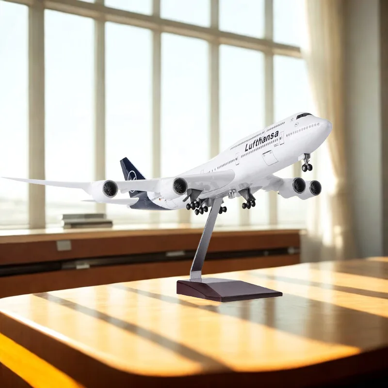 New Lufthansa B747 47cm Scale Airplane diecast Model child toy plane Resin Plane Model With Landing Geal boys toys
New Lufthansa B747 47cm Scale Airplane diecast Model child toy plane Resin Plane Model With Landing Geal boys toys