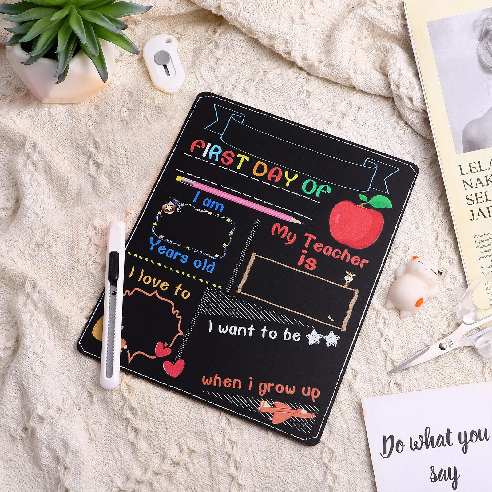 Chalkboard for Students School Back to Signs Color Printing Decorative Blackboard
Chalkboard for Students School Back to Signs Color Printing Decorative Blackboard