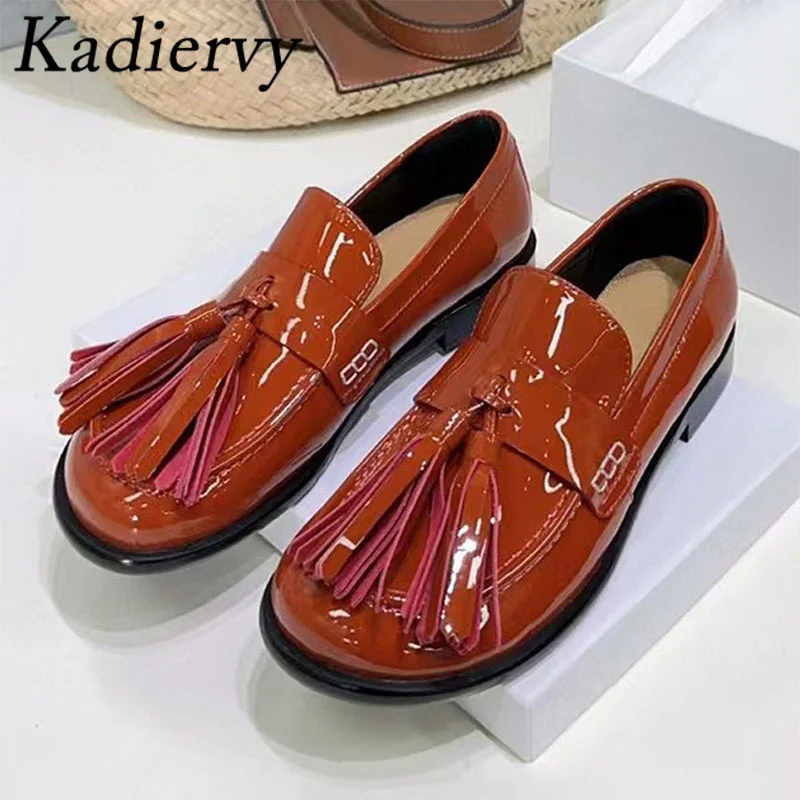 2025 New Flat Loafers Women Genuine Leather Fringe Round Toe Slip-on Walkling Shoes Female Comfort Daily Casual Shoes Woman
2025 New Flat Loafers Women Genuine Leather Fringe Round Toe Slip-on Walkling Shoes Female Comfort Daily Casual Shoes Woman