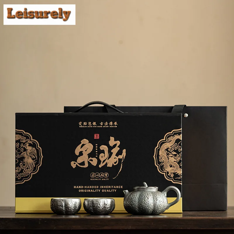 Бутиковый позолоченный серебряный чайный сервиз с тыквой, полный набор, набор для чайной церемонии, набор чайных чашек и чайных чашек, китайский чайный сервиз, украшение, подарочная коробка
Бутиковый позолоченный серебряный чайный сервиз с тыквой, полный набор, набор для чайной церемонии, набор чайных чашек и чайных чашек, китайский чайный сервиз, украшение, подарочная коробка