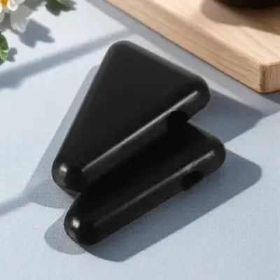 2pcs Tuning Fork Holder Silicone Triangle Base Universal Fit Stabilizing Block Prevents Slipping Damage Durable
2pcs Tuning Fork Holder Silicone Triangle Base Universal Fit Stabilizing Block Prevents Slipping Damage Durable