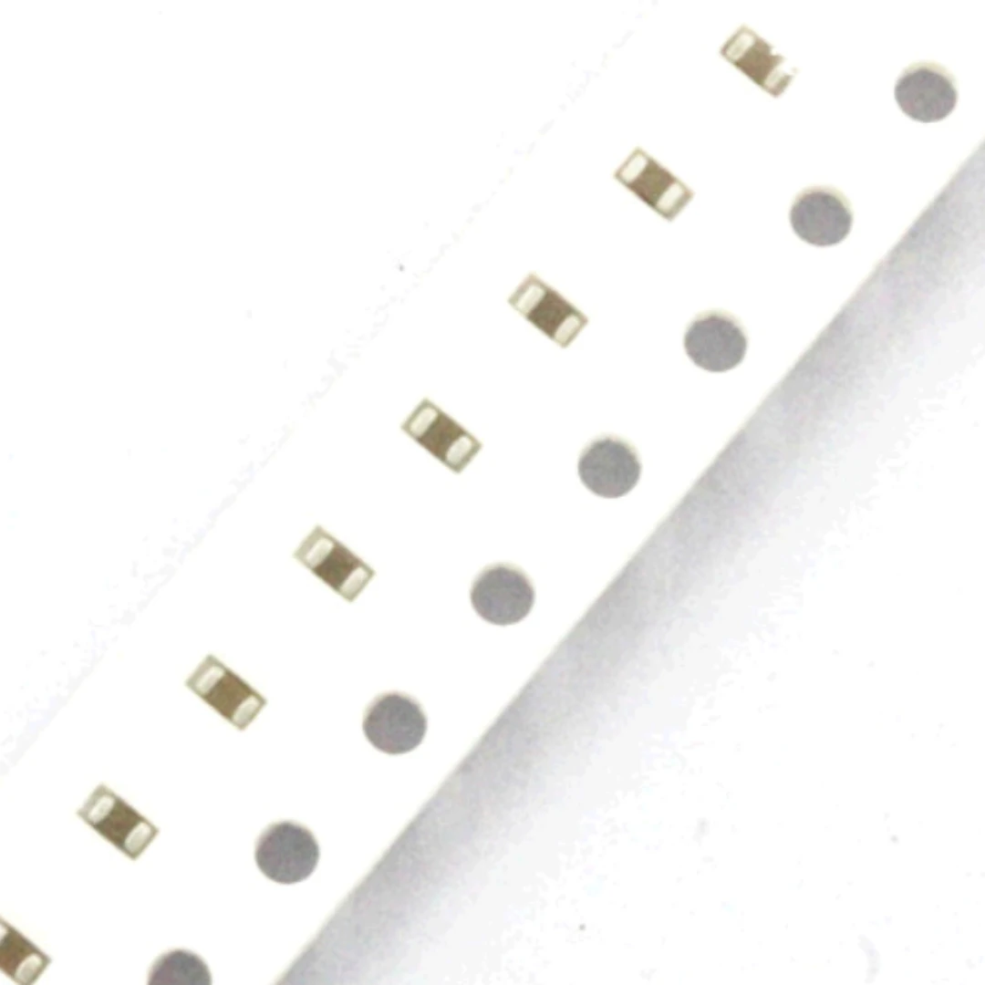 10000 шт./партия, конденсаторы для микросхем GRM155R61E105KA12D 0402 1UF 25V 50V 10%
10000 шт./партия, конденсаторы для микросхем GRM155R61E105KA12D 0402 1UF 25V 50V 10%