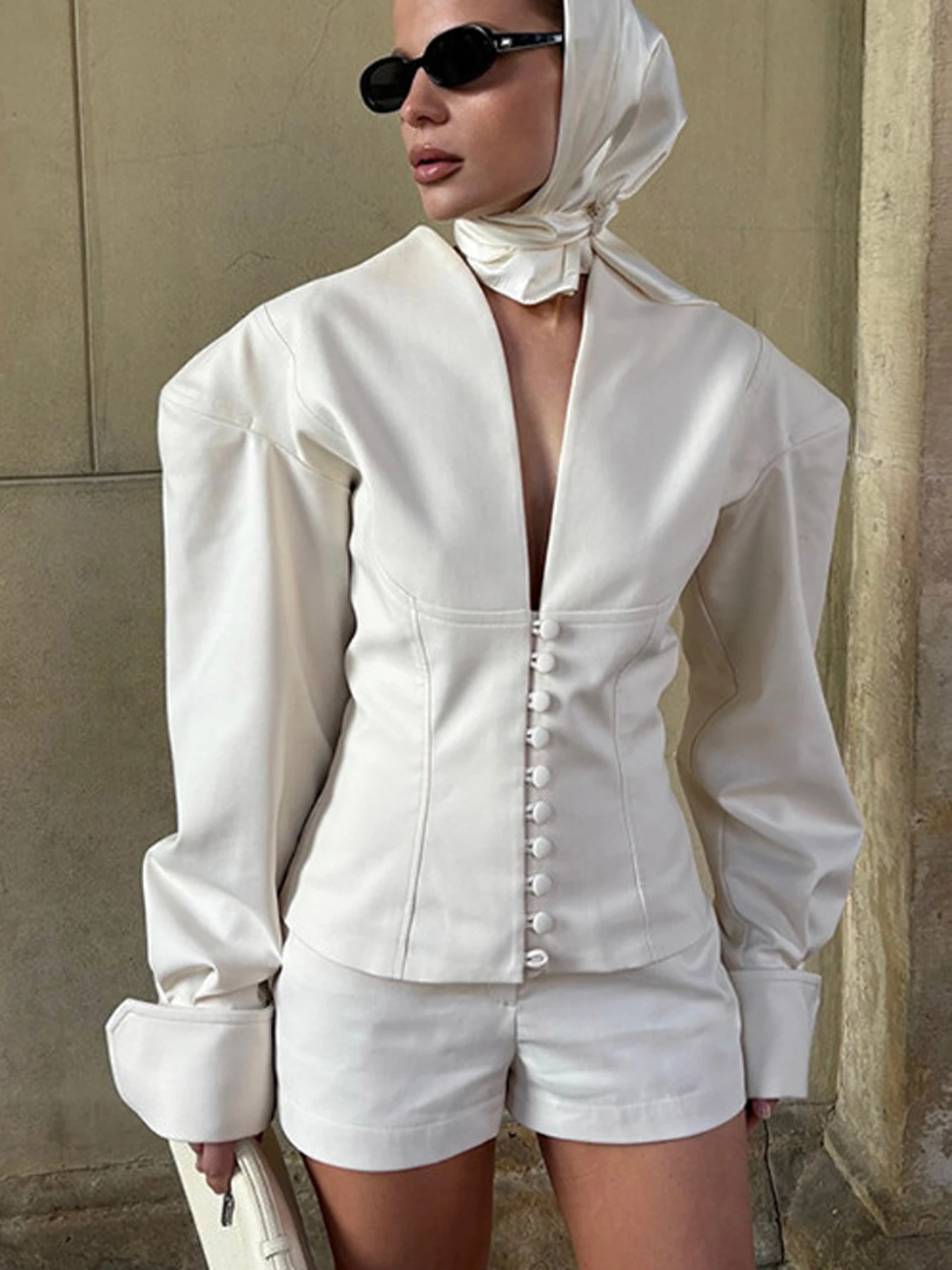 White Puff Sleeve Blazer Women Slim Fit Deep V Neck Single Breasted Office Fashion Outerwear Spring Autumn Jacket Coat
White Puff Sleeve Blazer Women Slim Fit Deep V Neck Single Breasted Office Fashion Outerwear Spring Autumn Jacket Coat