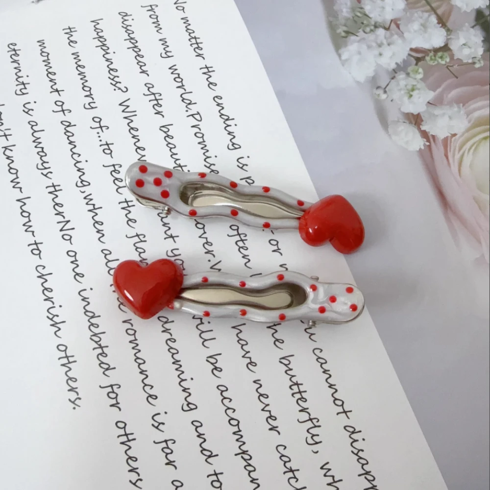Ankara Red Love Cherry Polka Dot Hairpin for Women Hair Clips Sweet and Cute Side Bangs Clip Y2k Hair Accessories Gift
Ankara Red Love Cherry Polka Dot Hairpin for Women Hair Clips Sweet and Cute Side Bangs Clip Y2k Hair Accessories Gift