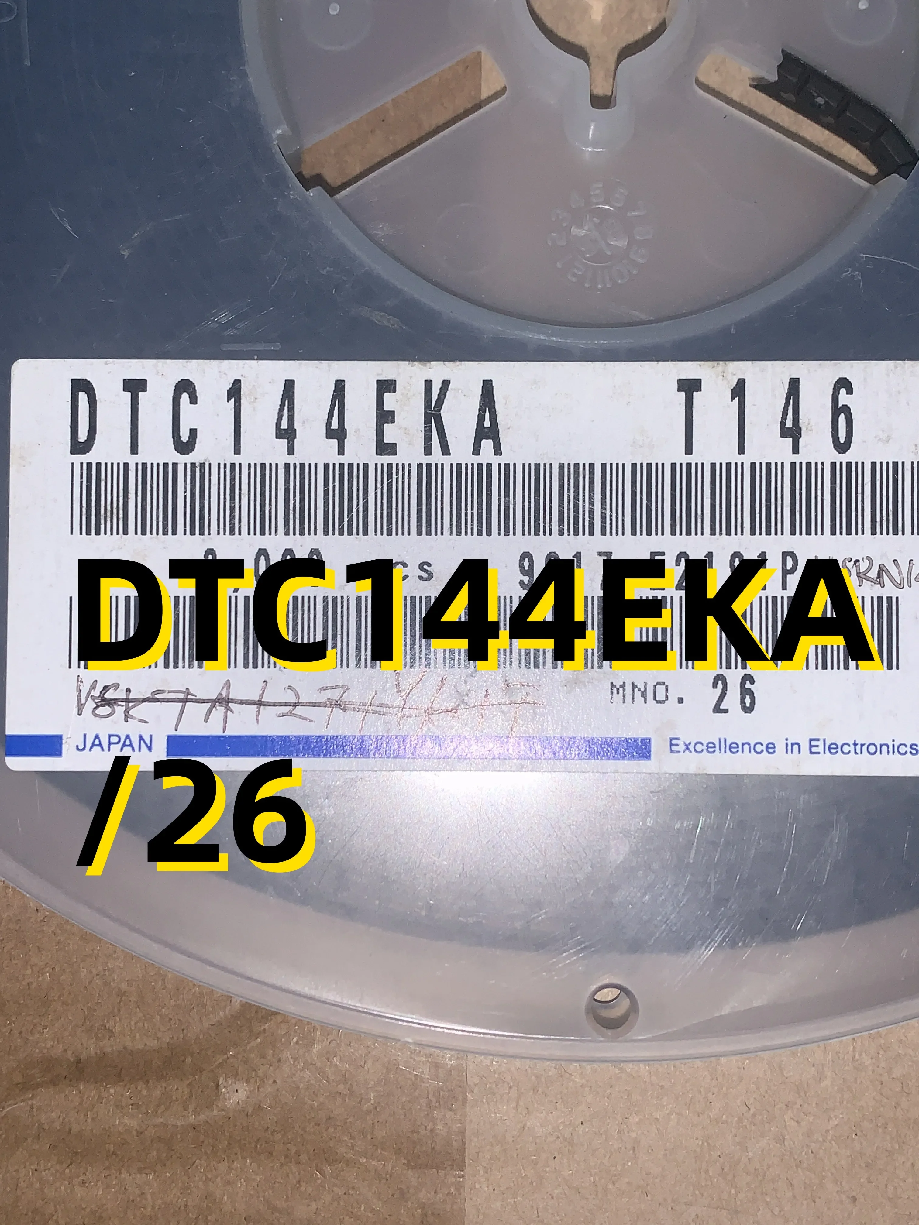 Brand New Original 10pcs DTC144EKA/26
Brand New Original 10pcs DTC144EKA/26