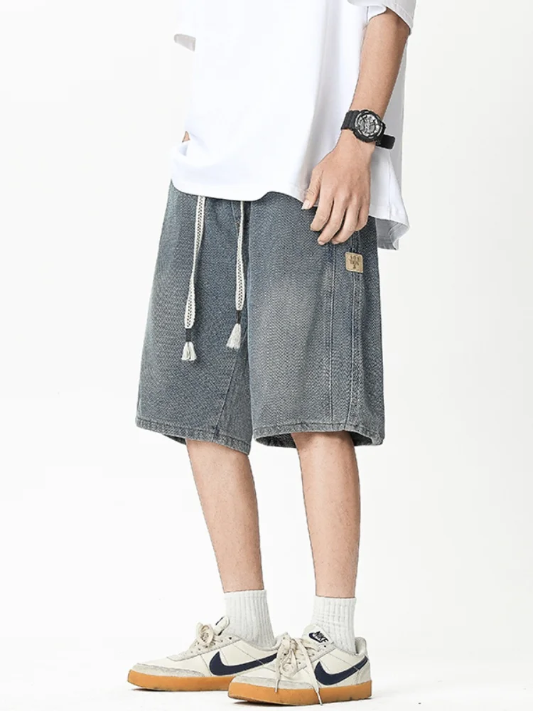 Summer Thin Loose Men's Denim Shorts Star Pattern American Retro High Street Style Wear Resistant Straight Tube Pants
Summer Thin Loose Men's Denim Shorts Star Pattern American Retro High Street Style Wear Resistant Straight Tube Pants