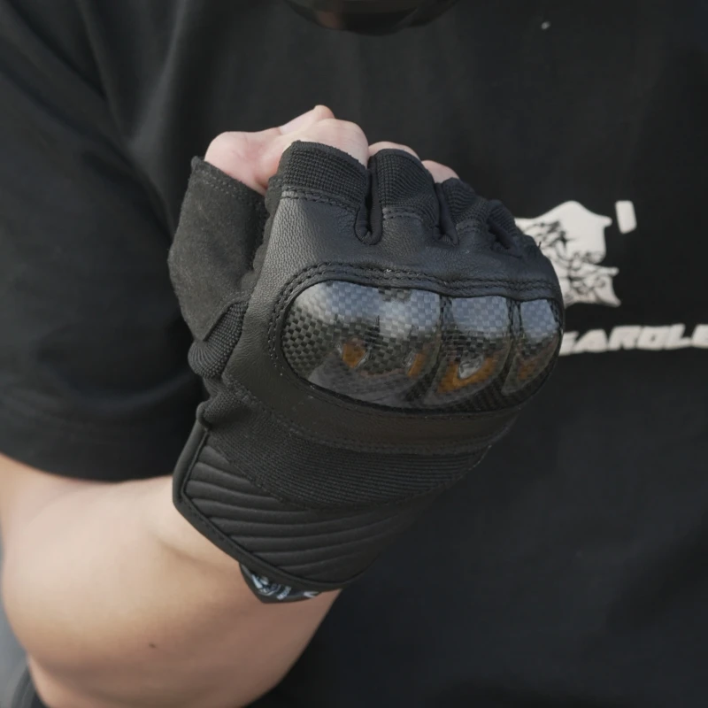 Summer Retro Half Finger Motorcycle Gloves Men Breathable Leather Fingerless Gloves Motocross Cycling Luvas Moto Guantes
Summer Retro Half Finger Motorcycle Gloves Men Breathable Leather Fingerless Gloves Motocross Cycling Luvas Moto Guantes