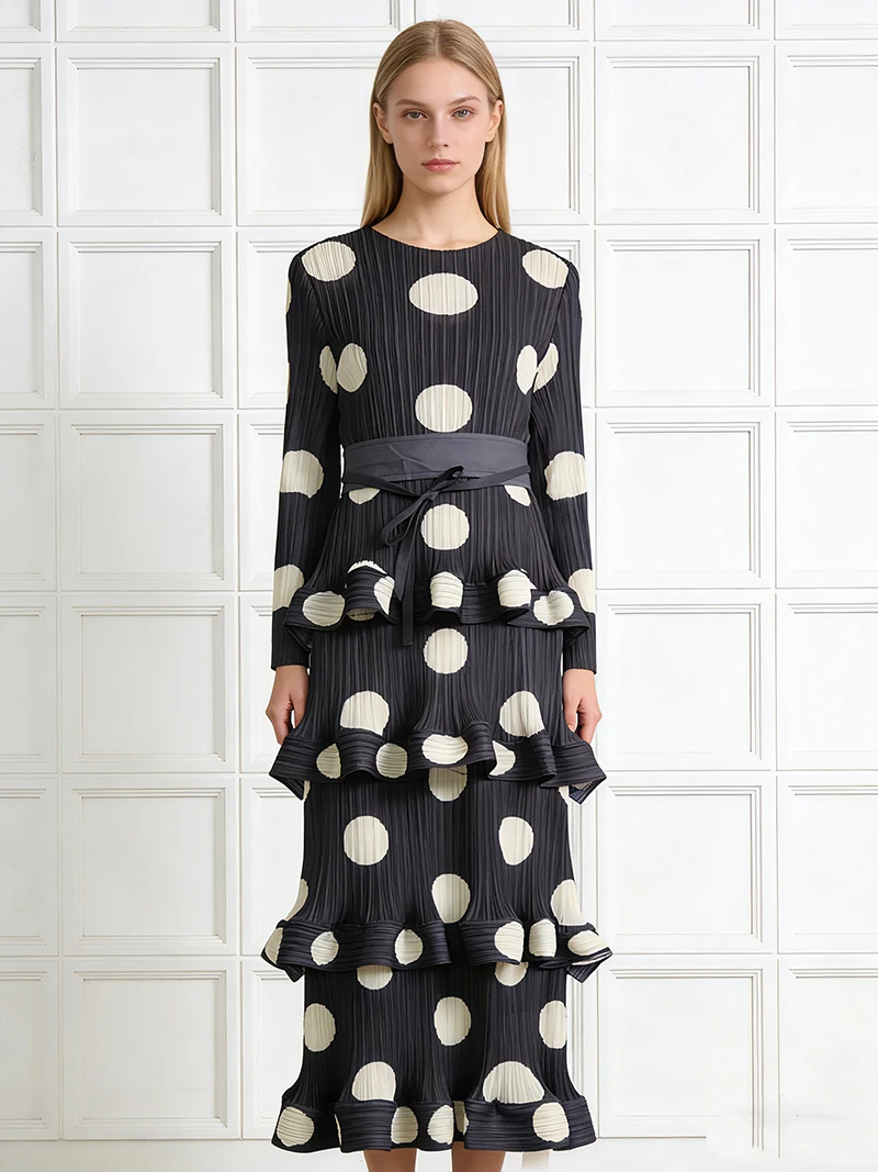 Miyake Pleated Polka Dot Long Sleeve Tiered Ruffle Dress Belted Waist Elegant Party Gown 2026 Boho Chic Fashion
Miyake Pleated Polka Dot Long Sleeve Tiered Ruffle Dress Belted Waist Elegant Party Gown 2026 Boho Chic Fashion