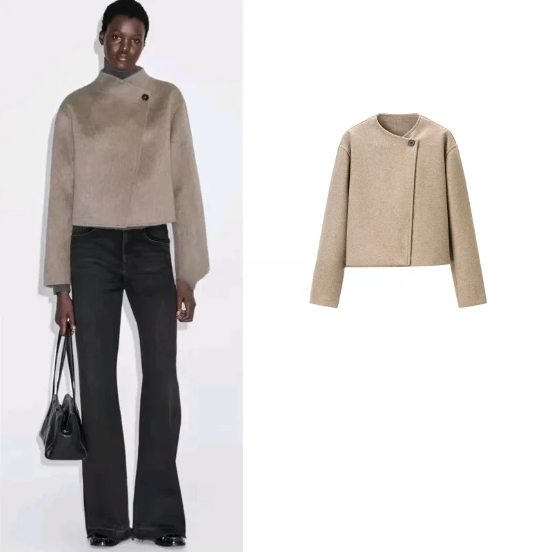 Spring Summer New Women's Minimalist Style Loose Fit Short Length Long Sleeve round Neck One Button Woolen Coat Jacket
Spring Summer New Women's Minimalist Style Loose Fit Short Length Long Sleeve round Neck One Button Woolen Coat Jacket