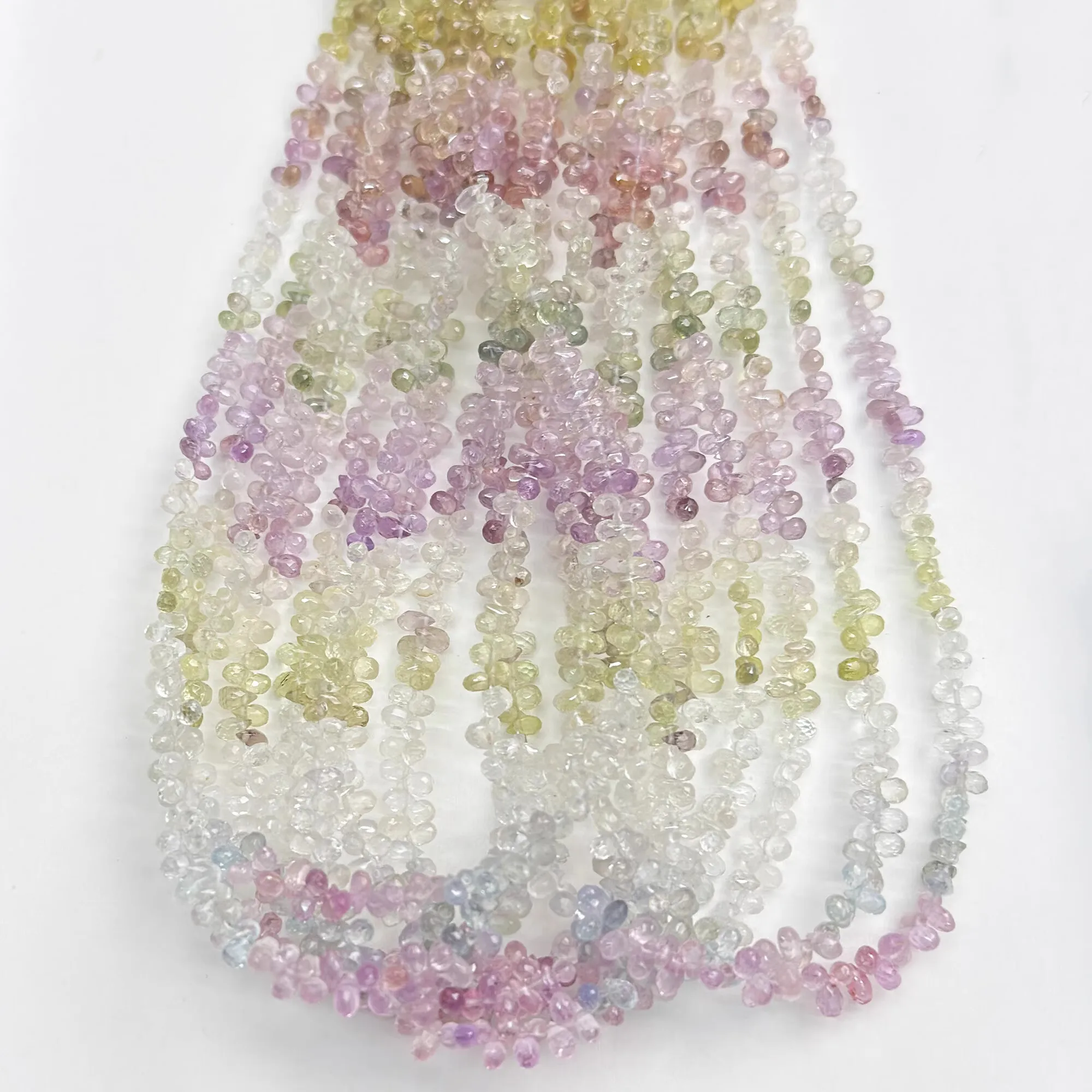 6A Sapphire drop faceted 3.5-4.5mm multicolor Wholesale for DIY Jewelry Necklace 40cm LOOSE BEADS
6A Sapphire drop faceted 3.5-4.5mm multicolor Wholesale for DIY Jewelry Necklace 40cm LOOSE BEADS