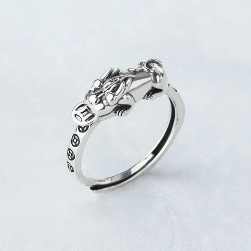 Retro vintage fashion, wealth seeking, Pixiu ring, female imitation Thai silver, adjustable opening, gift for girlfriend
Retro vintage fashion, wealth seeking, Pixiu ring, female imitation Thai silver, adjustable opening, gift for girlfriend