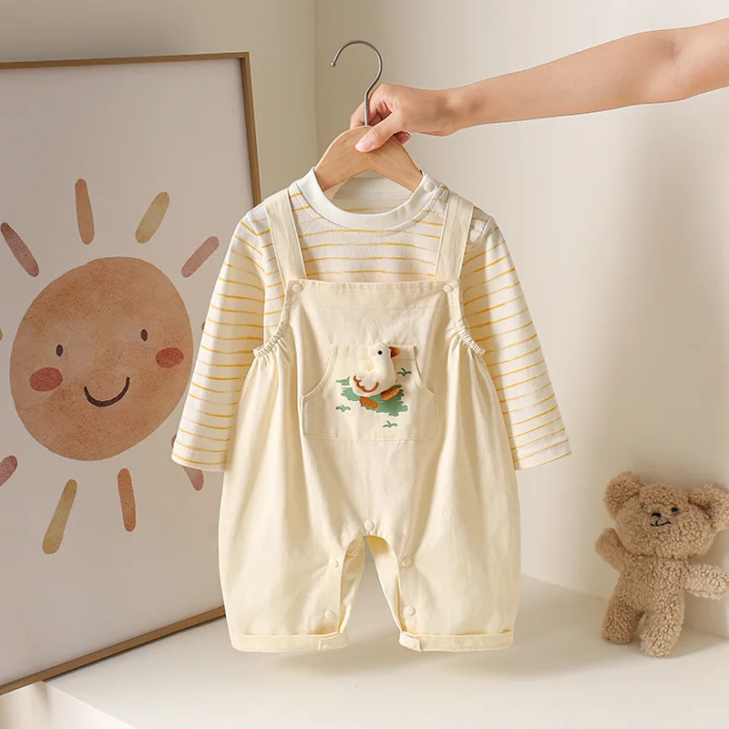 Baby Clothes Autumn New Style Overalls Long Sleeved Two-piece Set for One Year Old Male and Female Babies Crawling Suit Set
Baby Clothes Autumn New Style Overalls Long Sleeved Two-piece Set for One Year Old Male and Female Babies Crawling Suit Set