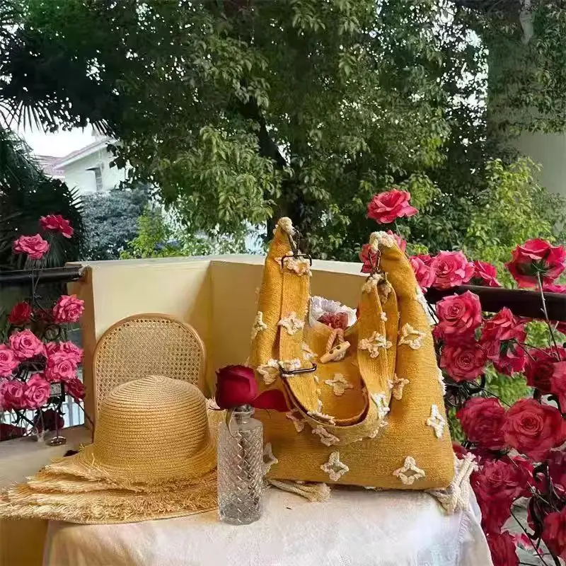 Women Vintage Handbag Canvas Teenager Shoulder Tote Bags Messenger Bags Ladies Casual Handbag Crossbody Versatile Tassel Bag
Women Vintage Handbag Canvas Teenager Shoulder Tote Bags Messenger Bags Ladies Casual Handbag Crossbody Versatile Tassel Bag