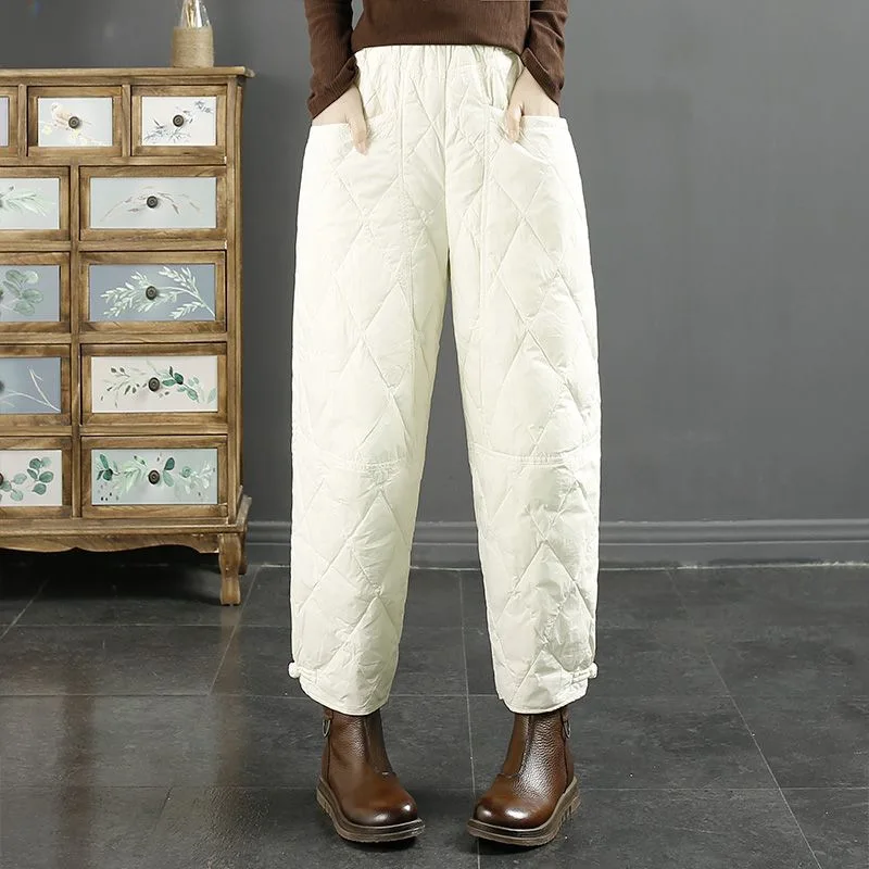 Winter Thickened Casual Pants Women's Loose Fit down Cotton Trousers Retro Pure Color Diamond Pattern Windproof Warm Long Pants
Winter Thickened Casual Pants Women's Loose Fit down Cotton Trousers Retro Pure Color Diamond Pattern Windproof Warm Long Pants