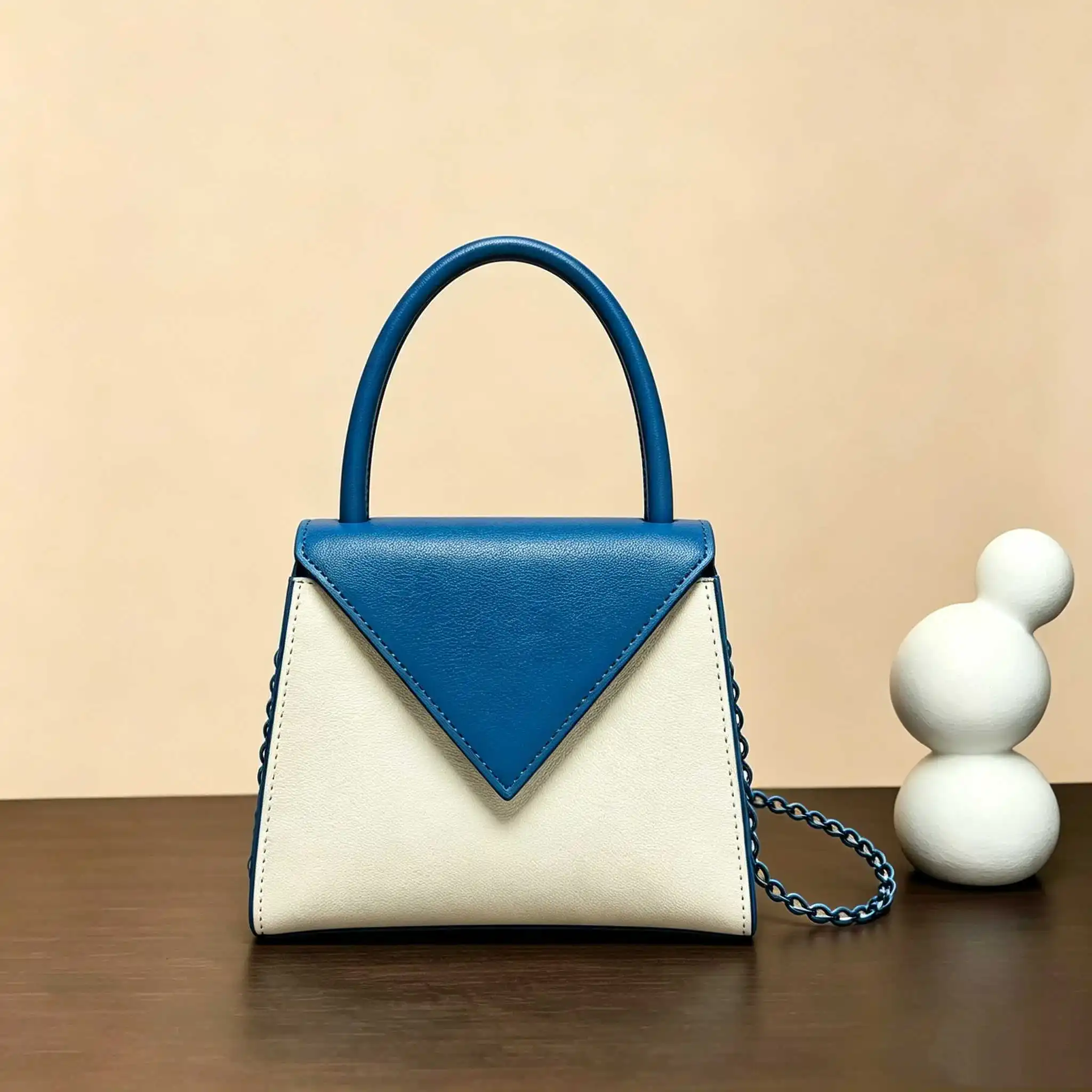 Women Genuine Leather Large Capacity Tote Bag Luxury Waterproof Lightweight Shoulder Crossbody Handbag
Women Genuine Leather Large Capacity Tote Bag Luxury Waterproof Lightweight Shoulder Crossbody Handbag