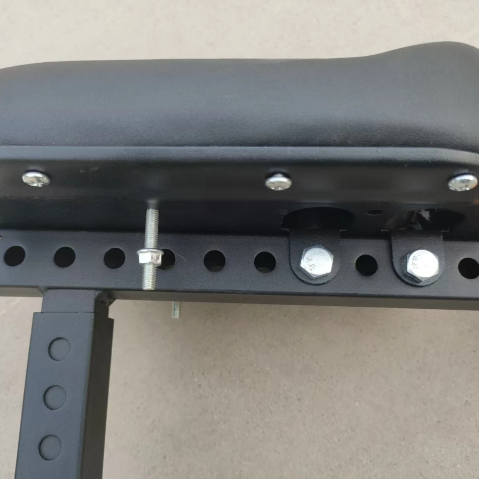 Front Bike Child Seat Clamp Mount Front Scooter Child Seat Transport Add-on Anti-Loosening Design
Front Bike Child Seat Clamp Mount Front Scooter Child Seat Transport Add-on Anti-Loosening Design
