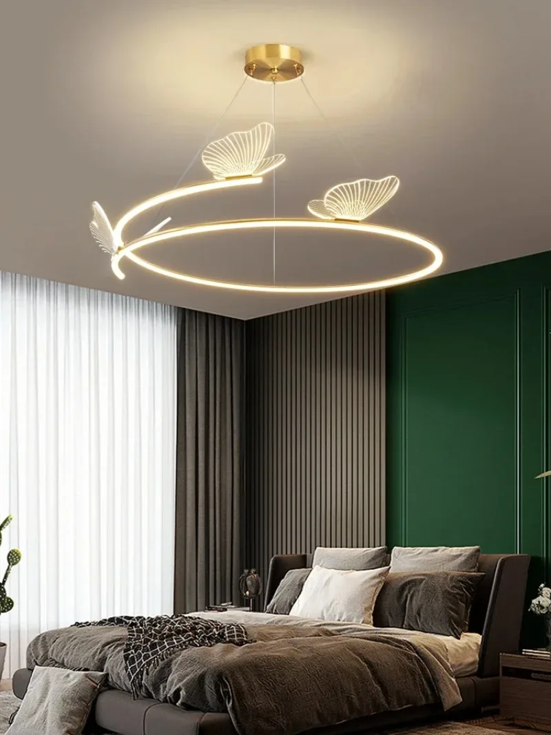 Butterfly circle chandelier, modern simple atmosphere light luxury living room bedroom 2024 new creative personalized lamps
Butterfly circle chandelier, modern simple atmosphere light luxury living room bedroom 2024 new creative personalized lamps