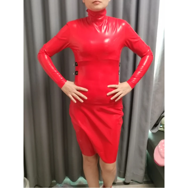 Women's high neck latex dress with D-ring decoration at the waist and zipper opening
Women's high neck latex dress with D-ring decoration at the waist and zipper opening