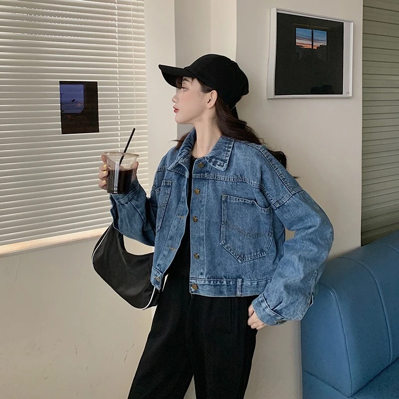 Loose Korean-style Denim Jacket for Spring and Autumn. A Fashionable and Versatile Hong Kong-style Retro Short Jacket for Ladies
Loose Korean-style Denim Jacket for Spring and Autumn. A Fashionable and Versatile Hong Kong-style Retro Short Jacket for Ladies