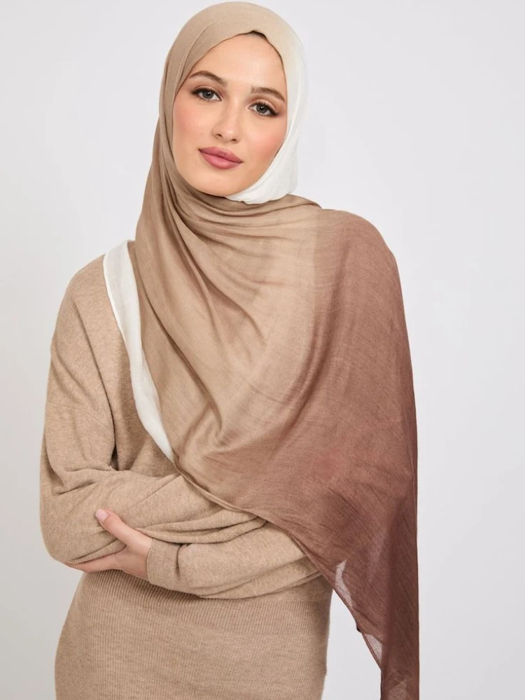 Premium Ombré Modal Scarf Hijab Rayon Cotton Hijabs for Women Muslim Fashion Wraps and Shawls Headband Islamic Turban Femme
Premium Ombré Modal Scarf Hijab Rayon Cotton Hijabs for Women Muslim Fashion Wraps and Shawls Headband Islamic Turban Femme