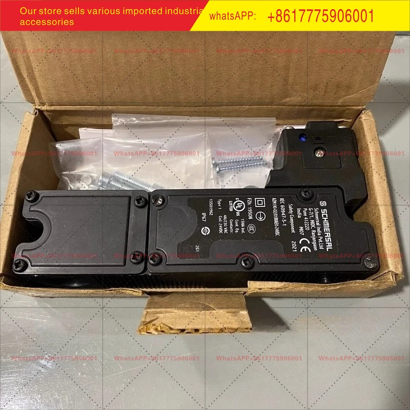Schmersal 133006283 Safety Switch AZM190-02/01RKAE0-24VDC
Schmersal 133006283 Safety Switch AZM190-02/01RKAE0-24VDC