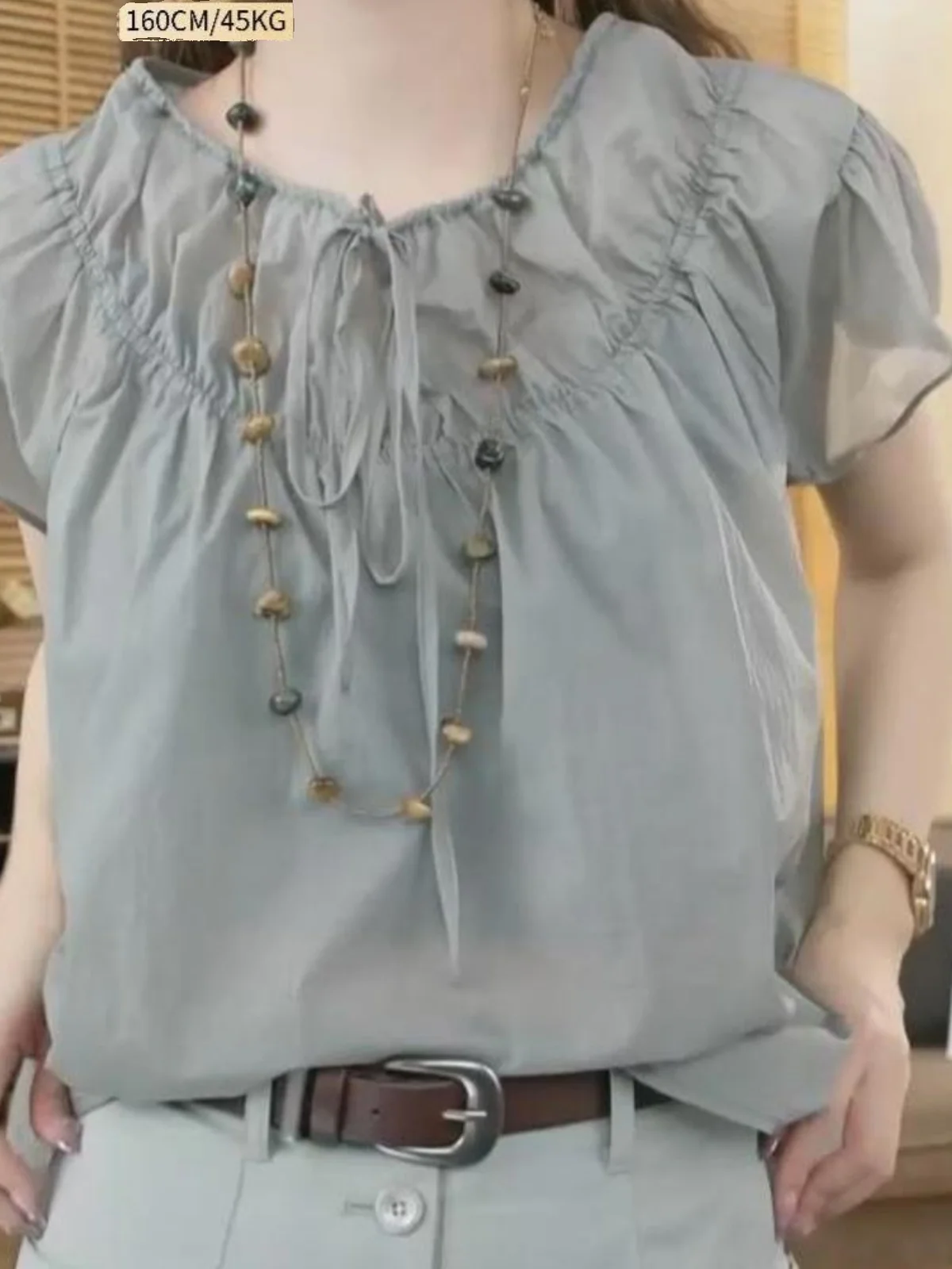 Новая женская модная свободная футболка с плиссировкой и круглым вырезом, тонкая, повседневная, летняя коллекция 2025
Новая женская модная свободная футболка с плиссировкой и круглым вырезом, тонкая, повседневная, летняя коллекция 2025