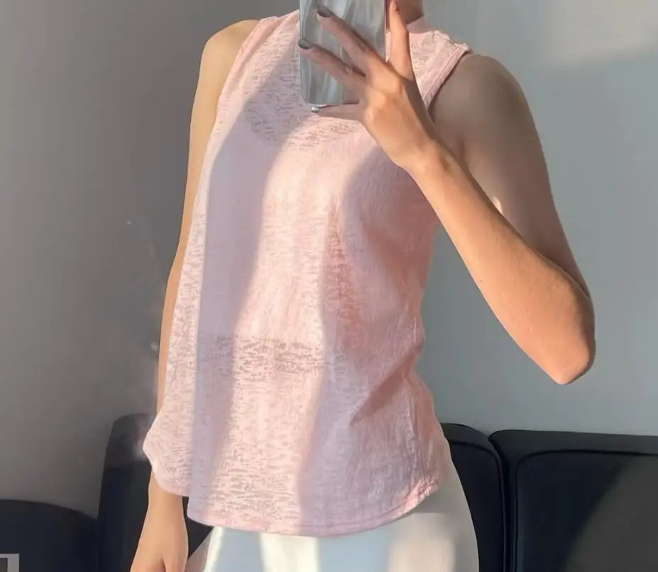 Sporty Cover Up Beautiful Back Loose Lightweight Breathable Hollowed Out Sleeveless Top Versatile Casual Fitness Wear
Sporty Cover Up Beautiful Back Loose Lightweight Breathable Hollowed Out Sleeveless Top Versatile Casual Fitness Wear