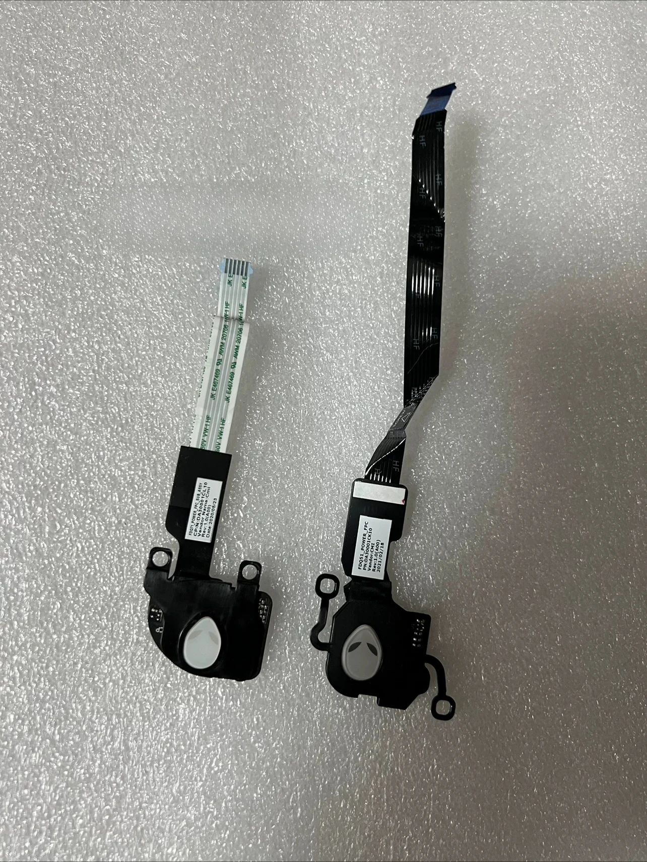 For Alienware FDQ71 FDQ51 Alien Head DA30001CK10 DA30001CL10
For Alienware FDQ71 FDQ51 Alien Head DA30001CK10 DA30001CL10