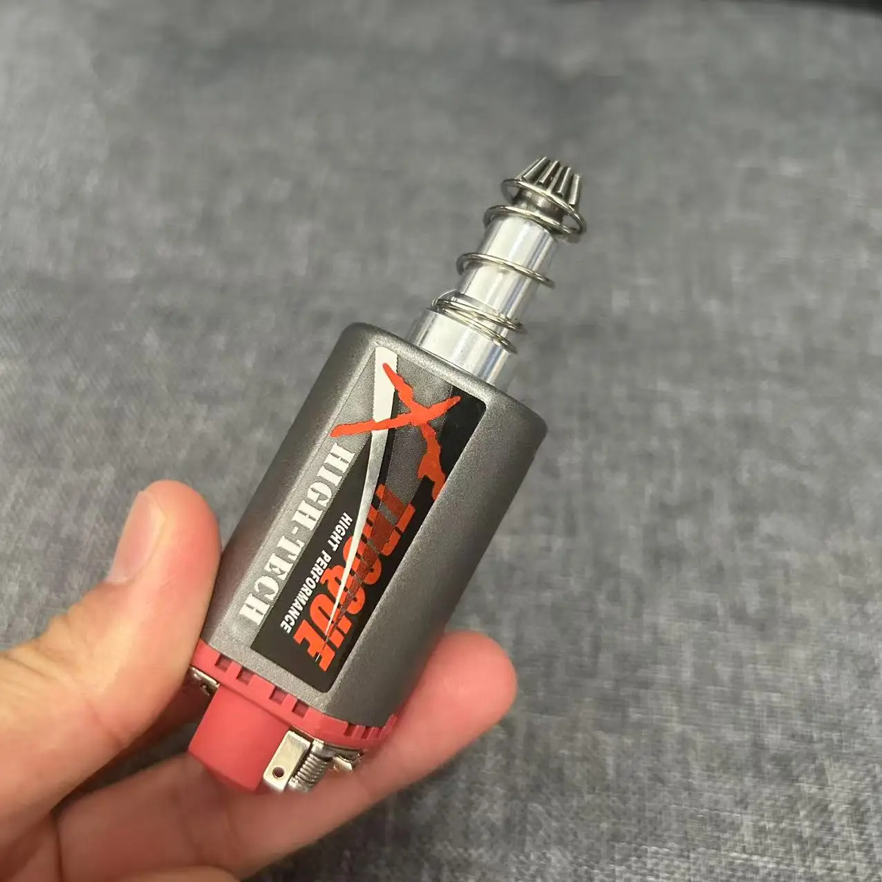 39000rmp AEG Motor High Torqub Motor 11.1V Twist Type Speed Motor long Axle Airsoft M16 M4 Sijun Motor 480 Motor Toy Part
39000rmp AEG Motor High Torqub Motor 11.1V Twist Type Speed Motor long Axle Airsoft M16 M4 Sijun Motor 480 Motor Toy Part