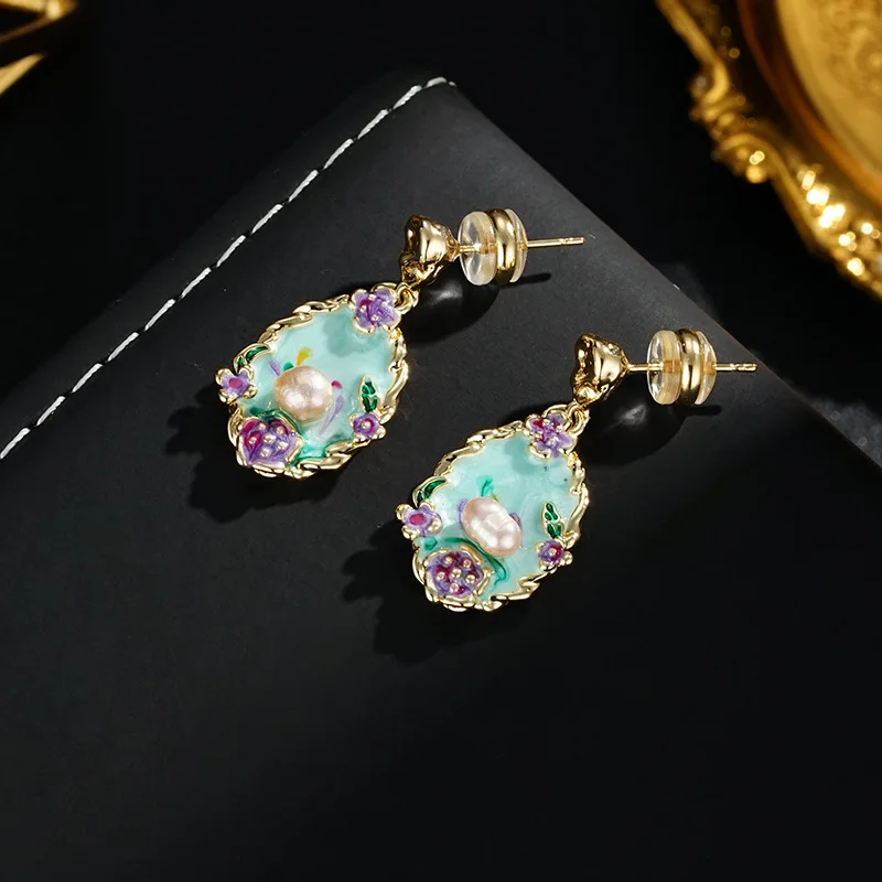 Women Vintage Fresh Fresh Water Pearls Flower Blue Oil Drop 18k Gold Plated Dangle Earrings Set , Women Ear Jewelry Gift
Women Vintage Fresh Fresh Water Pearls Flower Blue Oil Drop 18k Gold Plated Dangle Earrings Set , Women Ear Jewelry Gift