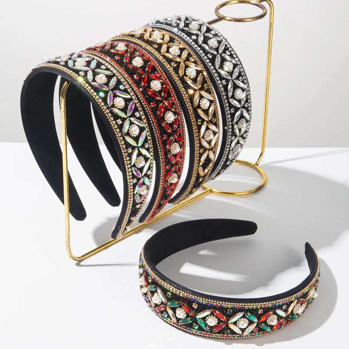 Gothic Black Velvet Headband With Colorful Rhombus Crystals Elegant Pearl Embellished Hairband Luxury Evening Party Hair Hoop
Gothic Black Velvet Headband With Colorful Rhombus Crystals Elegant Pearl Embellished Hairband Luxury Evening Party Hair Hoop