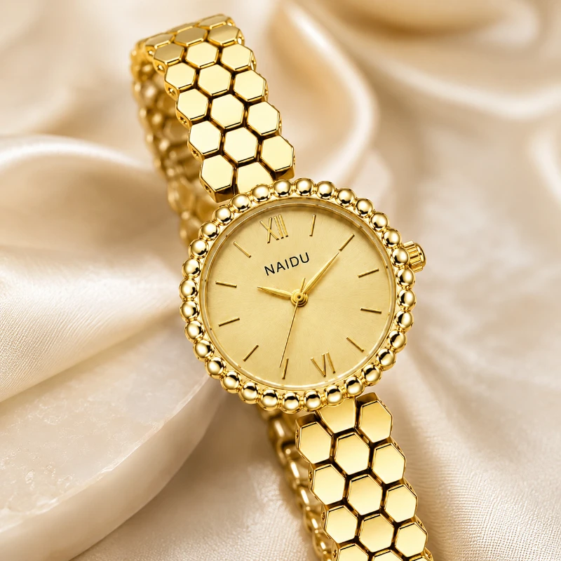 New Women's Watch Luxury Temperament Honeycomb Bracelet Ladies Quartz Wristwatches Fashion Elegant Female Clock Gift for Girls
New Women's Watch Luxury Temperament Honeycomb Bracelet Ladies Quartz Wristwatches Fashion Elegant Female Clock Gift for Girls