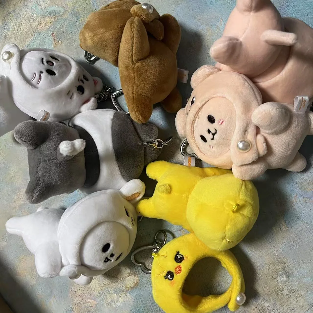 SKZOO Plush Keychain Stray Kids Party Doll Detachable Hat Cute Wolf Chicken Cat Plush Animal SKZ Felix Hyunjin Bangchan Fan Gift
SKZOO Plush Keychain Stray Kids Party Doll Detachable Hat Cute Wolf Chicken Cat Plush Animal SKZ Felix Hyunjin Bangchan Fan Gift