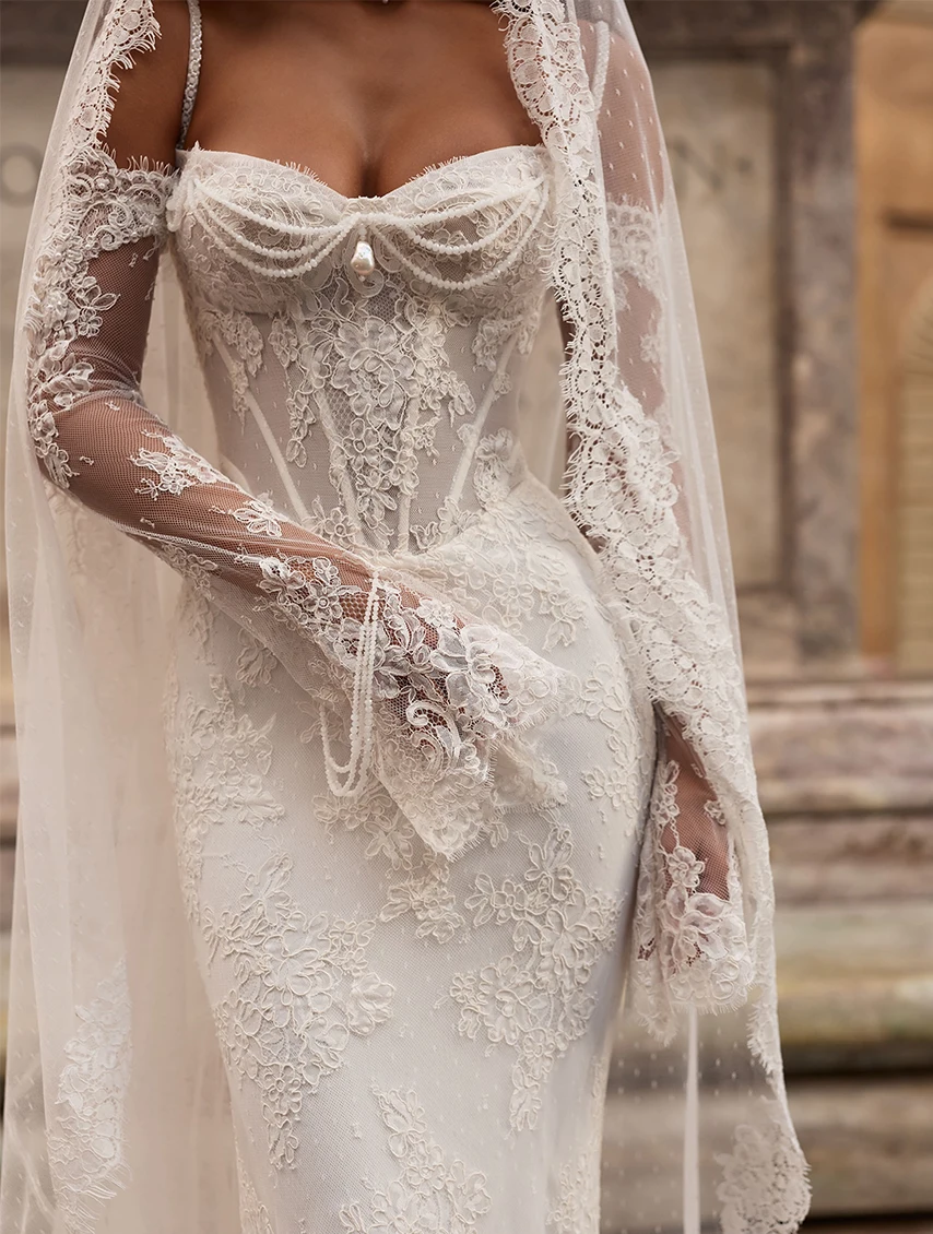 Vintage Mermaid Satin Wedding Dresses Sweetheart Bride Dress Luxury Spaghetti Straps Bridal Gown vestido de novia Customized
Vintage Mermaid Satin Wedding Dresses Sweetheart Bride Dress Luxury Spaghetti Straps Bridal Gown vestido de novia Customized