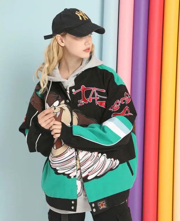 Casual Embroidered Baseball Collar Jacket Loose Fit Motorcycle Style Women's Outerwear Cotton 100% Autumn Winter Trend
Casual Embroidered Baseball Collar Jacket Loose Fit Motorcycle Style Women's Outerwear Cotton 100% Autumn Winter Trend